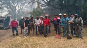 Bomberos del Municipio de Ocoyoacac realizan trabajos de sofocación de incendio en el municipio