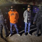 Detienen a dos hombres por su probable participación en actos de extorsión contra comerciantes