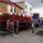 Inicia “Diablo Dragón” trabajos en la calle Juan Aldama en San Mateo Oxtotitlán