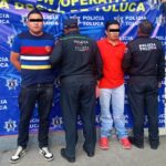 Policía de Toluca recupera auto robado en Parques Naciones; hay dos detenidos