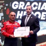 Reconocen la labor heroica de Bomberos de Toluca e instancias aliadas luego de sofocar incendio en bodega