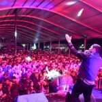 Convoca El Komander a miles de asistentes en Almoloya de Juárez por sus 200 años
