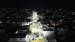 En Zinacantepec inauguran importante calle con pavimentación y nuevas luminarias