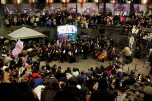 La magia del Alfeñique 2026 y sus grandes conciertos atraen a miles de personas locales, nacionales y extranjeras